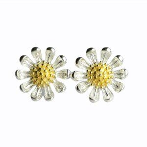 New sterling silver 14k gold daisy stud earrings